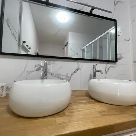 Апартаменты Hyper-centre Vue Cathedrale Бове